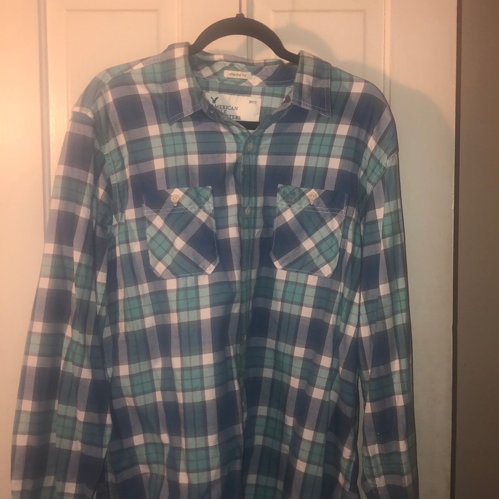 Men’s long sleeve American eagle button down shirt